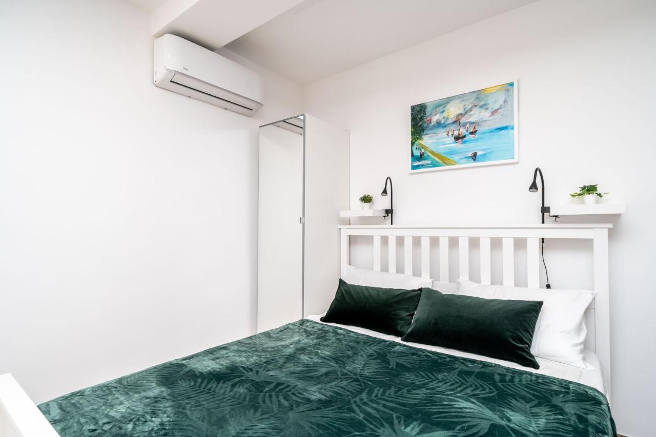 Apartments Marta 챠브타트 외부 사진
