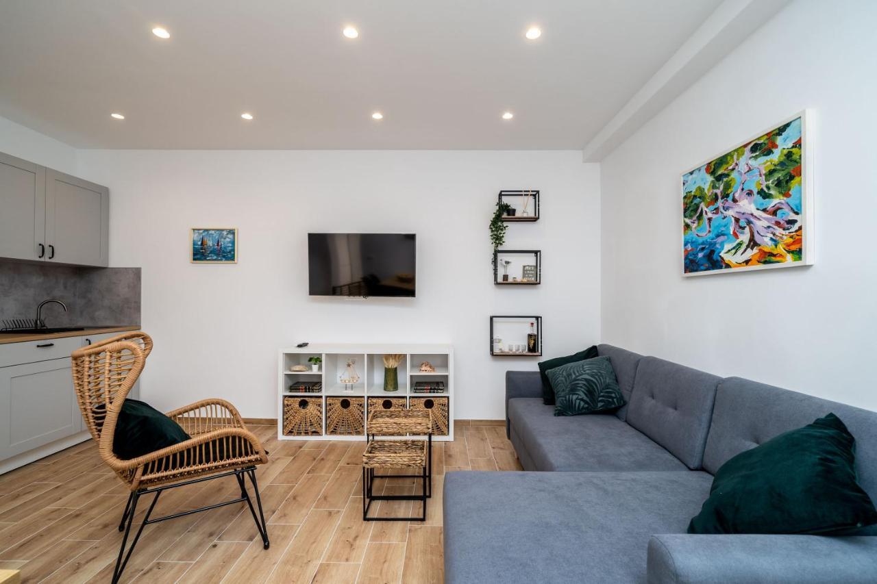 Apartments Marta 챠브타트 외부 사진