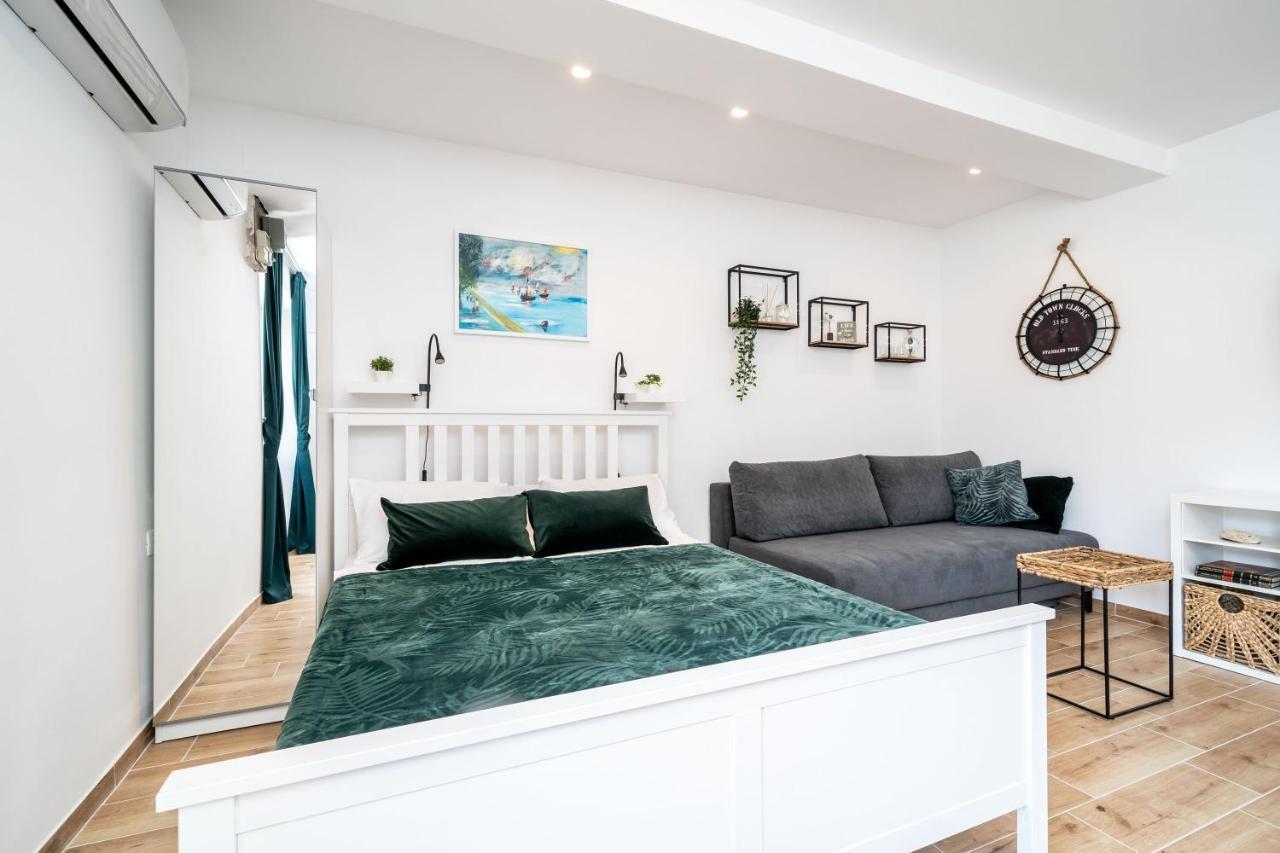 Apartments Marta 챠브타트 외부 사진